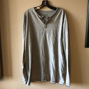 Mens half button Patagonia shirt sz XL